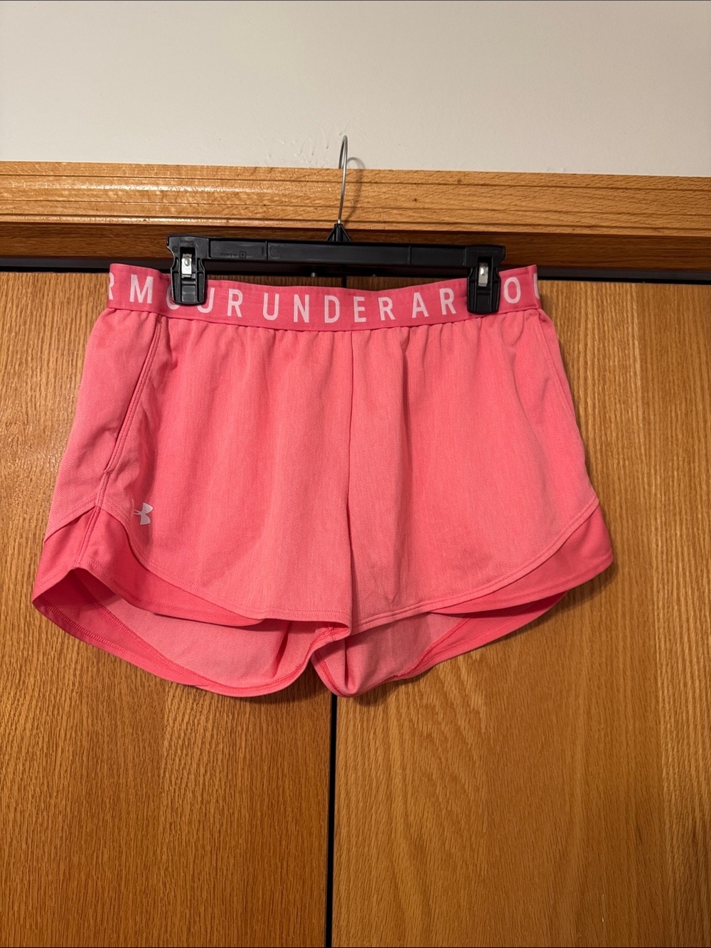 Under Armour Coral Pink Women’s Athletic Shorts - Picture 2 of 4